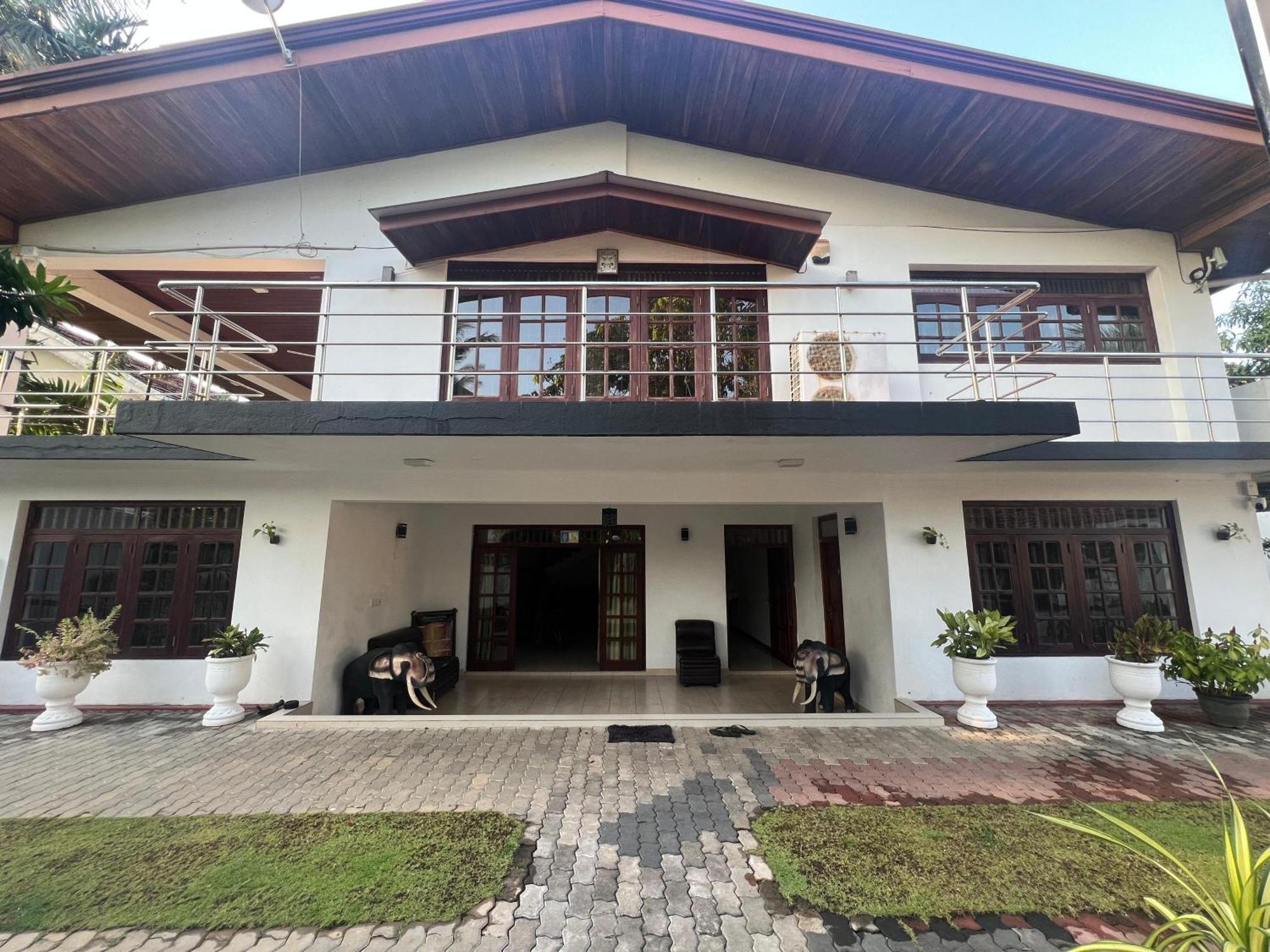 Ocean Beauty Guest House Negombo Exterior photo